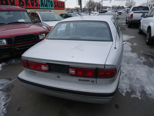 1992 Buick LeSabre SLT 25