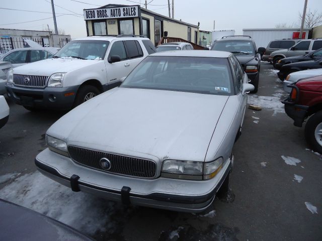 1992 Buick LeSabre SLT 25