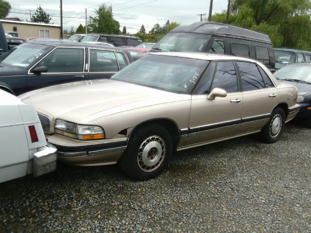 1993 Buick LeSabre SLT 25