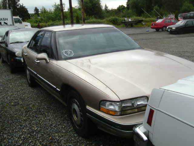 1993 Buick LeSabre SLT 25