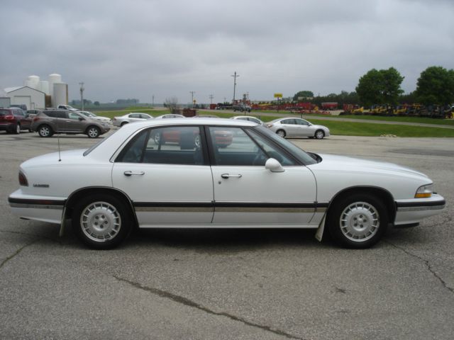 1995 Buick LeSabre SLT 25