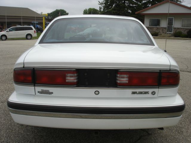 1995 Buick LeSabre SLT 25