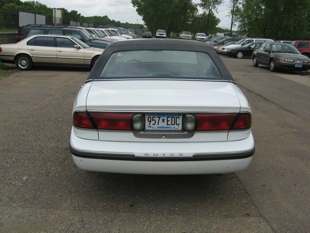 1997 Buick LeSabre 14 Box MPR