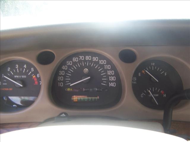 2000 Buick LeSabre SLT 25