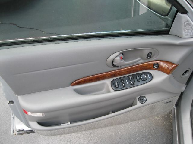 2000 Buick LeSabre SLT 25