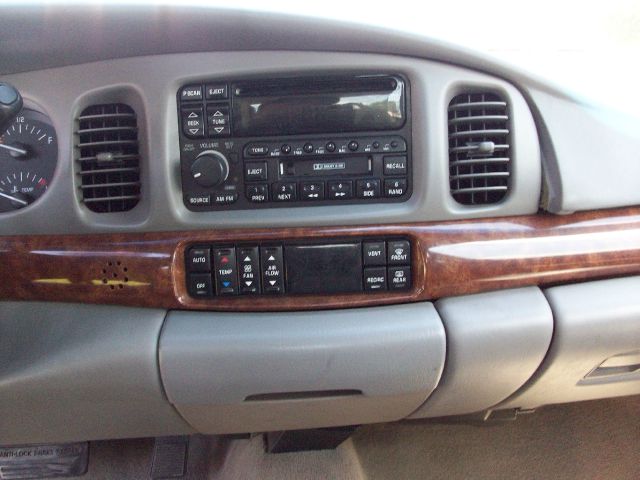 2001 Buick LeSabre SLT 25