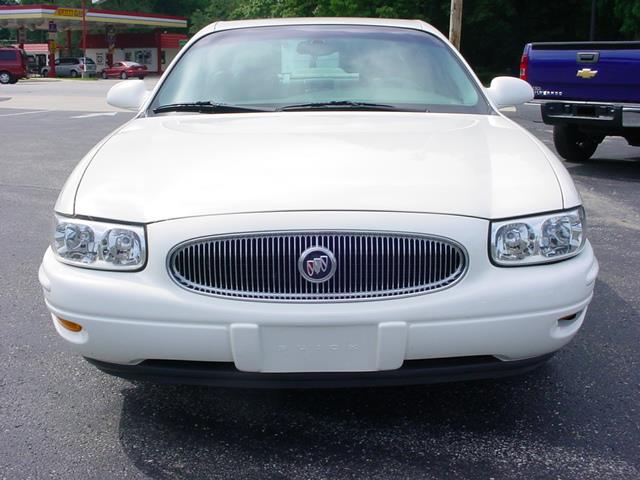 2003 Buick LeSabre SLT 25