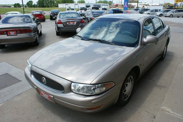 2003 Buick LeSabre SLT 25