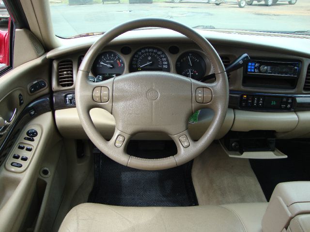 2004 Buick LeSabre SLT 25