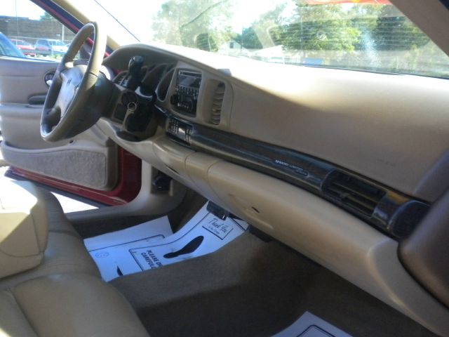 2004 Buick LeSabre SLT 25