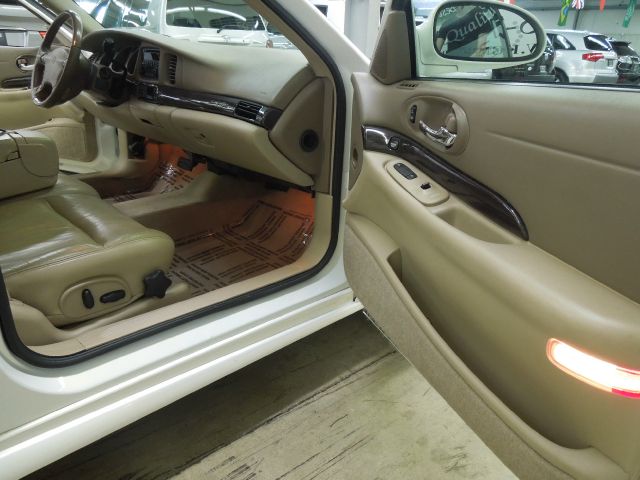 2004 Buick LeSabre SLT 25