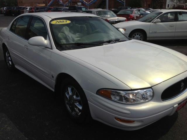 2005 Buick LeSabre GXE Sedan 4D