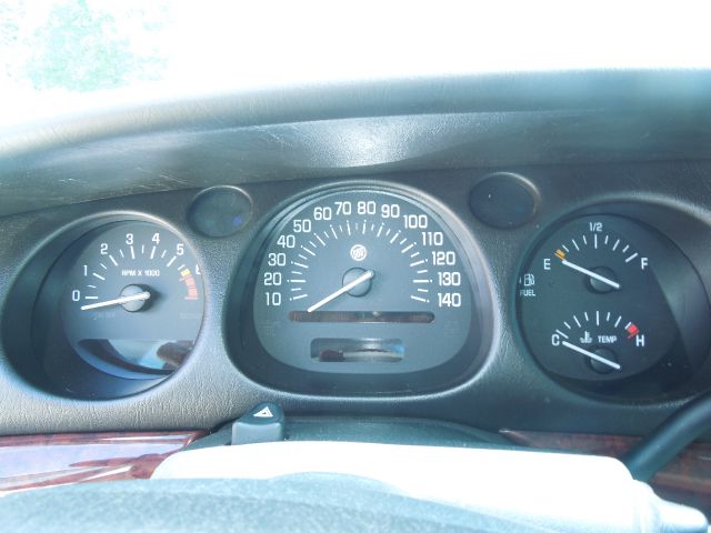 2005 Buick LeSabre SLT 25