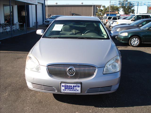 2006 Buick Lucerne GS 460 Sedan 4D