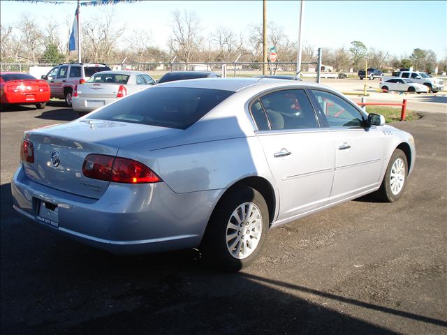 2006 Buick Lucerne GS 460 Sedan 4D