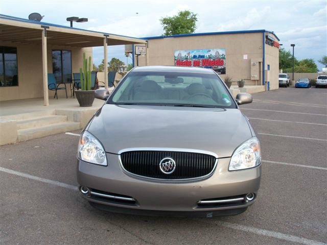 2006 Buick Lucerne GL Sedan 4D