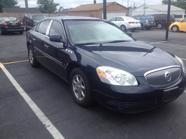 2006 Buick Lucerne GS 460 Sedan 4D