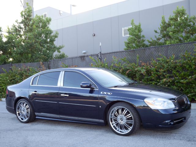 2006 Buick Lucerne SLT W/ Navigation/sunroof/dvd/20s