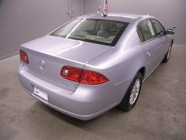 2006 Buick Lucerne GS 460 Sedan 4D