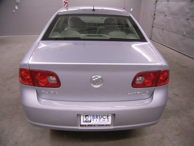 2006 Buick Lucerne GS 460 Sedan 4D