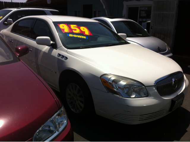 2006 Buick Lucerne GS 460 Sedan 4D