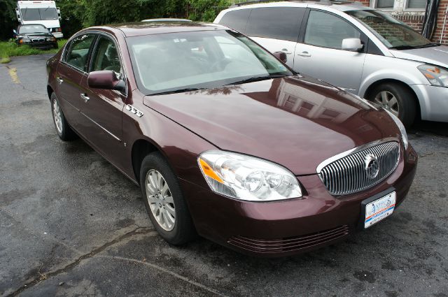 2006 Buick Lucerne GS 460 Sedan 4D