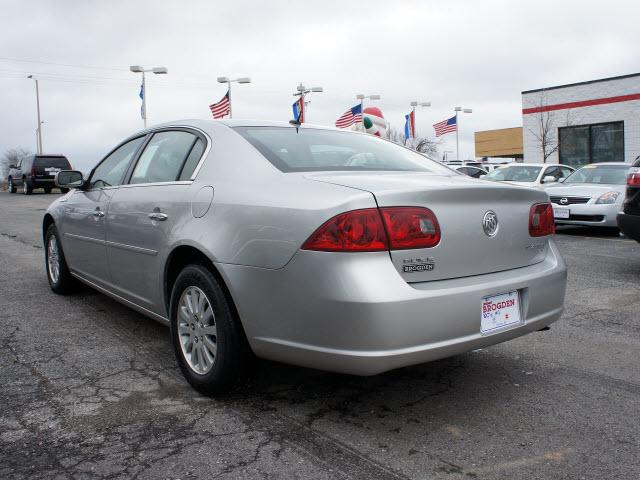 2007 Buick Lucerne GS 460 Sedan 4D