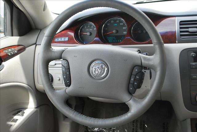 2007 Buick Lucerne All The Whistlesbells