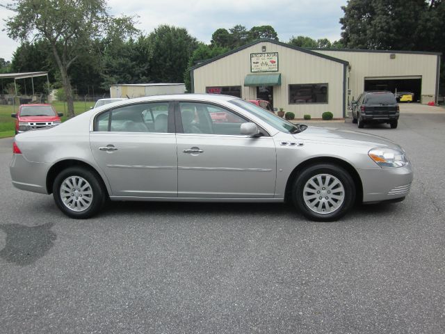 2007 Buick Lucerne GS 460 Sedan 4D