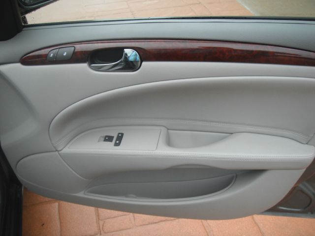 2007 Buick Lucerne MARK Levinson