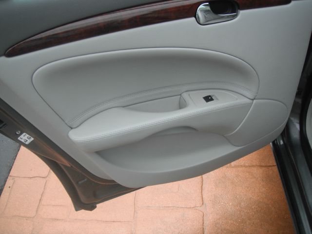 2007 Buick Lucerne MARK Levinson