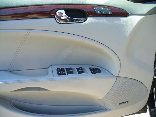 2007 Buick Lucerne Spyder Convertible