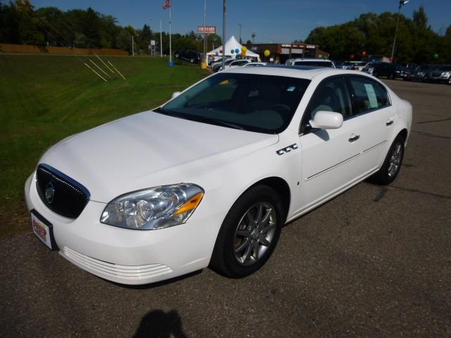 2008 Buick Lucerne Unknown