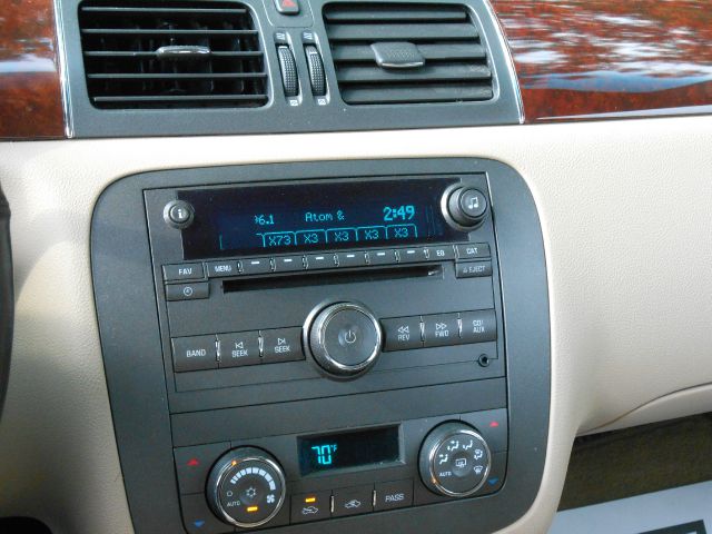 2008 Buick Lucerne All The Whistlesbells