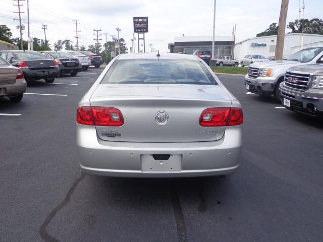 2008 Buick Lucerne All The Whistlesbells