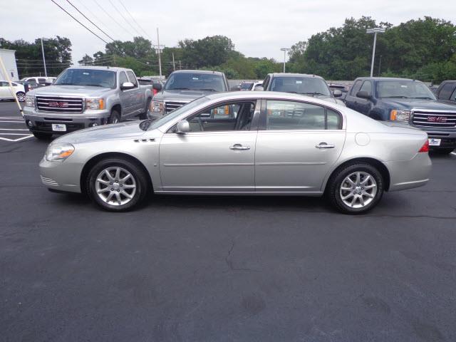 2008 Buick Lucerne All The Whistlesbells