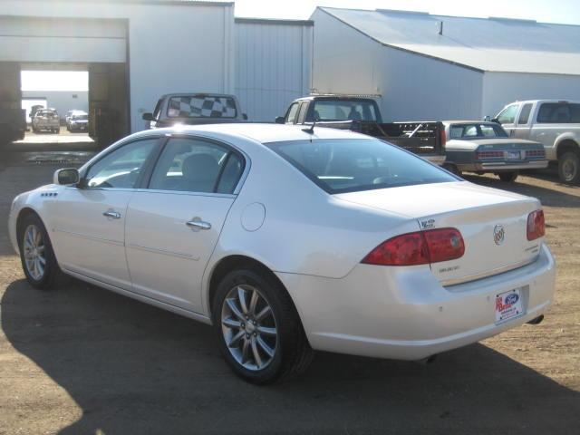 2008 Buick Lucerne GL Sedan 4D