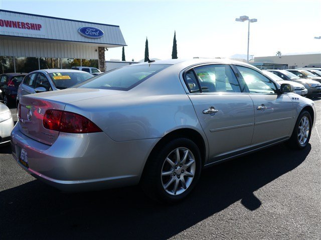 2008 Buick Lucerne All The Whistlesbells