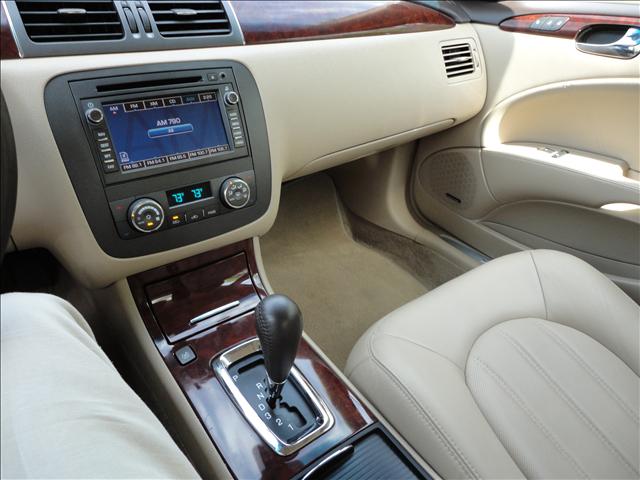 2008 Buick Lucerne GL Sedan 4D