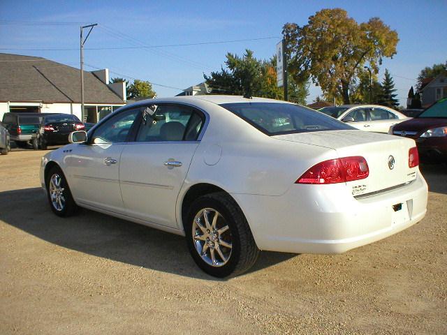 2008 Buick Lucerne All The Whistlesbells