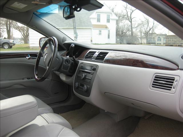 2008 Buick Lucerne Unknown