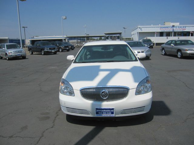 2008 Buick Lucerne GS 460 Sedan 4D