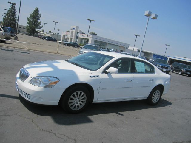 2008 Buick Lucerne GS 460 Sedan 4D