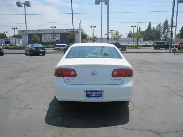 2008 Buick Lucerne GS 460 Sedan 4D