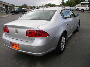 2009 Buick Lucerne All The Whistlesbells