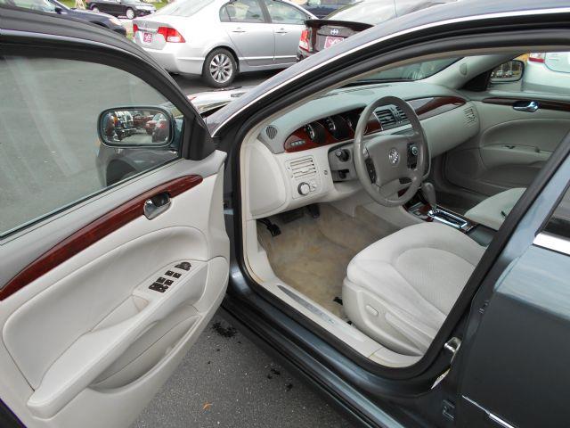 2010 Buick Lucerne GS 460 Sedan 4D