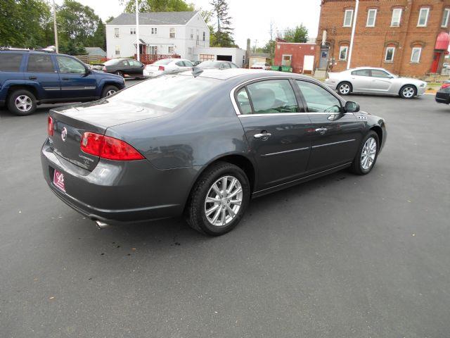 2010 Buick Lucerne GS 460 Sedan 4D