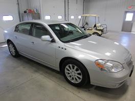 2010 Buick Lucerne 4dr Sdn Touring Signature RWD