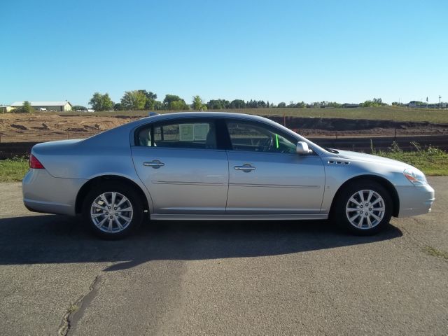 2010 Buick Lucerne All The Whistlesbells