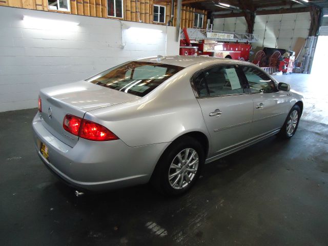 2010 Buick Lucerne GS 460 Sedan 4D